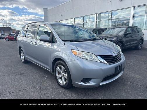 2011 Toyota Sienna Base