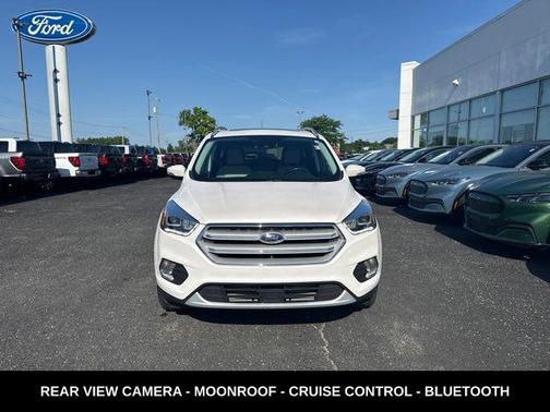 White Platinum Metallic Tri-Coat 2019 Ford Escape Titanium