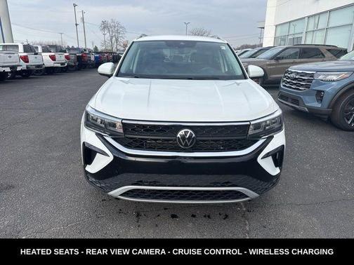 2023 Volkswagen Taos 1.5T SE