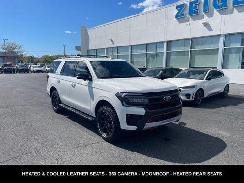 Star White Metallic Tri-Coat 2022 Ford Expedition Timberline