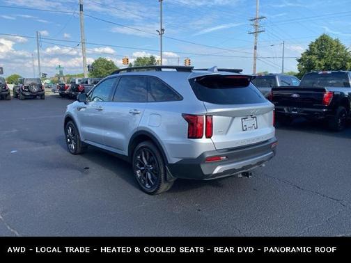 2022 Kia Sorento SX