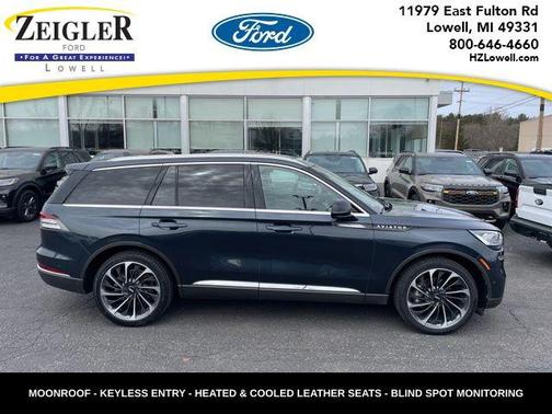 Flight Blue Metallic Clearcoat 2022 Lincoln Aviator Reserve AWD
