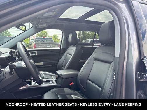Carbonized Gray Metallic 2024 Ford Explorer XLT