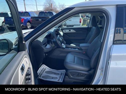 Space White Metallic 2026 Ford Explorer Active