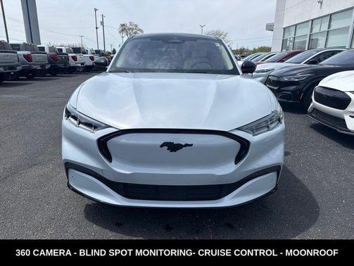 Space White Metallic 2023 Ford Mustang Mach-E Premium