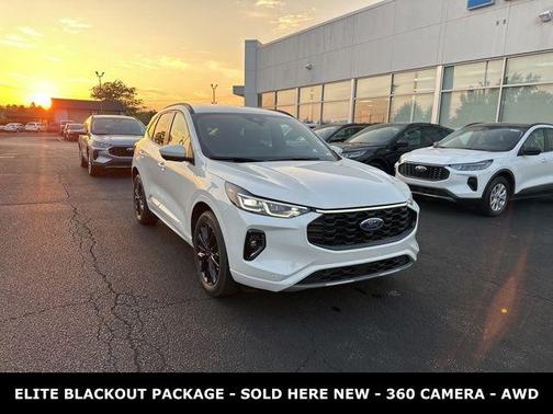 2023 Ford Escape ST-Line Elite