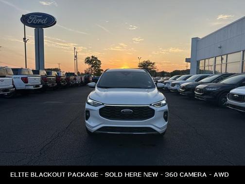 2023 Ford Escape ST-Line Elite