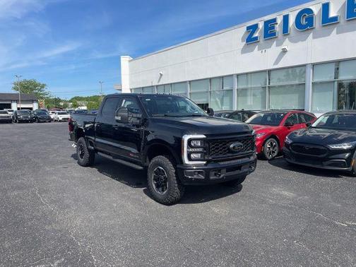 Agate Black Metallic 2026 Ford F-350 Lariat