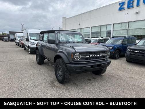 2025 Ford Bronco Base
