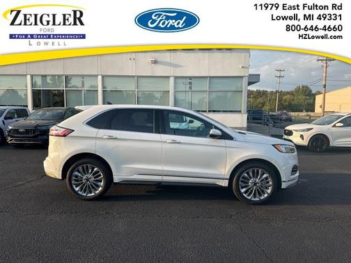 2022 Ford Edge Titanium