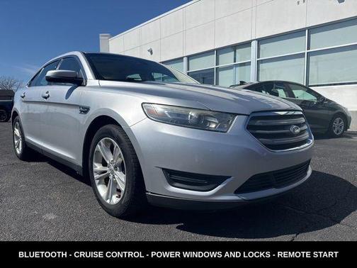 2013 Ford Taurus SEL