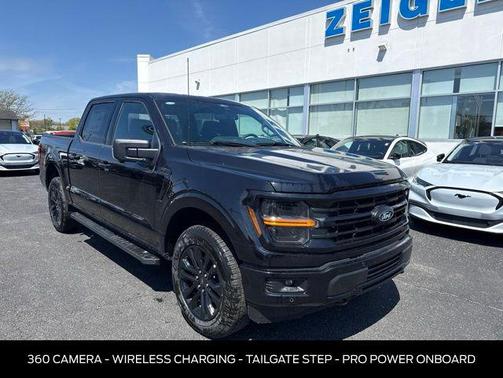 Agate Black Metallic 2026 Ford F-150 XLT
