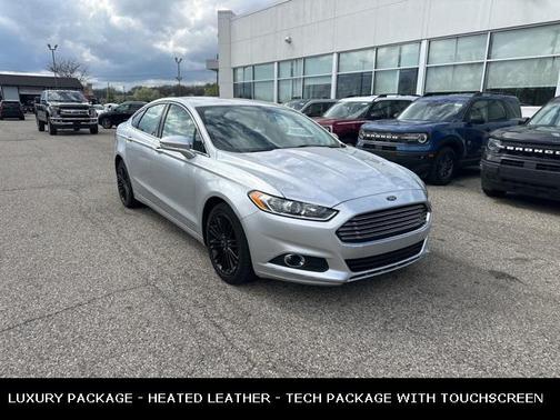 2016 Ford Fusion SE