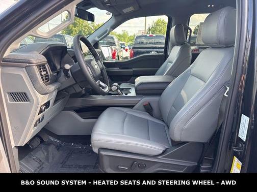 2025 Ford F-150 Lightning Flash