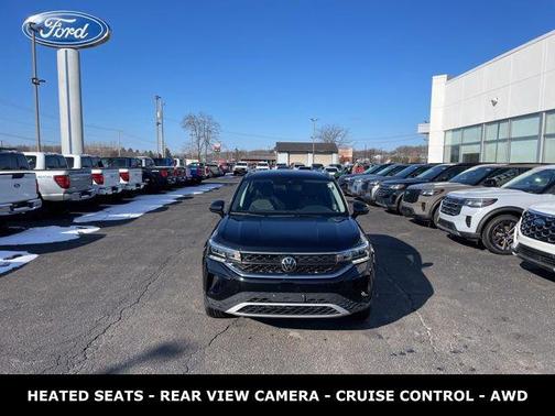 2024 Volkswagen Taos 1.5T SE