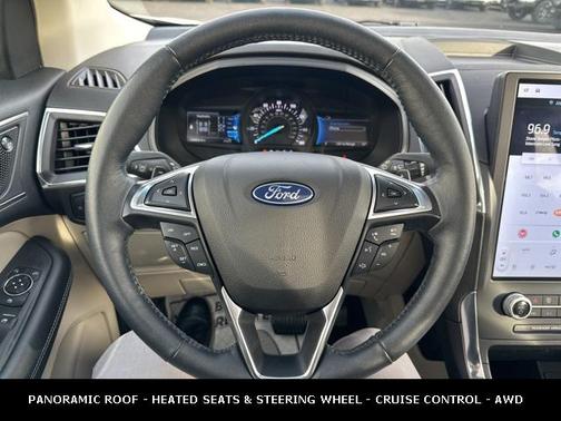 2023 Ford Edge Titanium