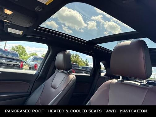 2022 Ford Edge Titanium