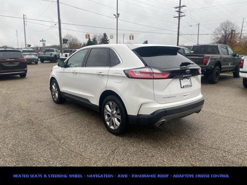 2022 Ford Edge Titanium