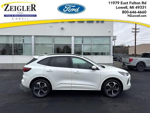 2023 Ford Escape ST-Line Select