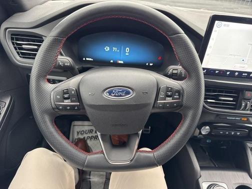 2023 Ford Escape ST-Line Select