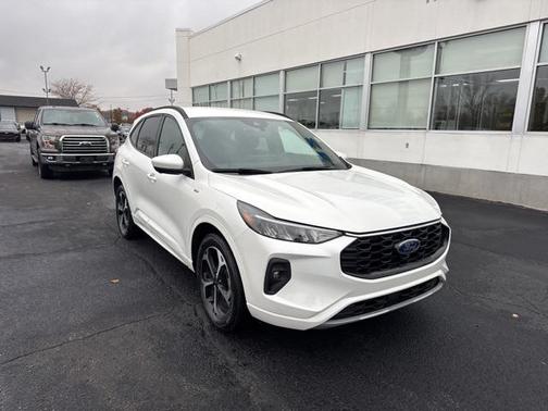 2023 Ford Escape ST-Line Select