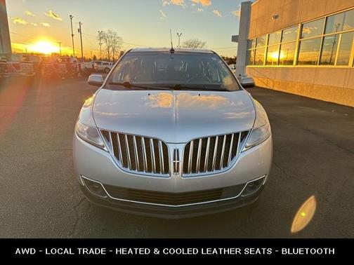 2013 Lincoln MKX Base