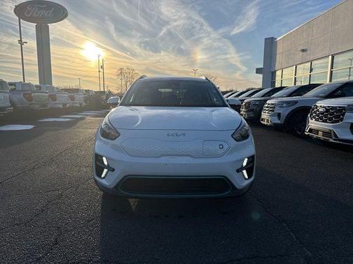 2022 Kia Niro EV EX