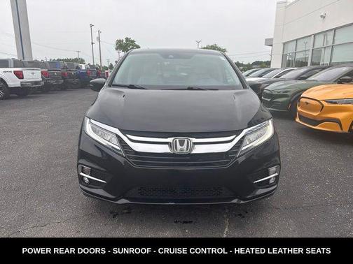 Crystal Black Pearl 2018 Honda Odyssey Touring