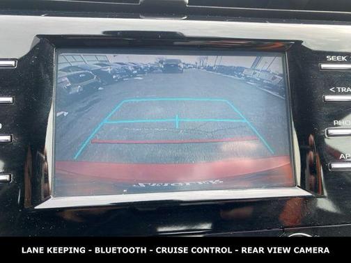 2020 Toyota Camry SE