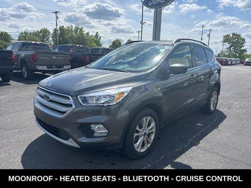 Magnetic Metallic 2018 Ford Escape SE