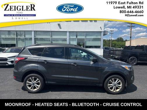 Magnetic Metallic 2018 Ford Escape SE