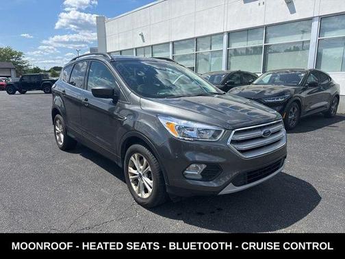 Magnetic Metallic 2018 Ford Escape SE