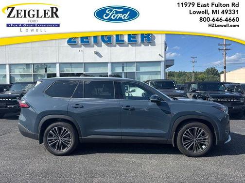 Heavy Metal 2026 Toyota Highlander Hybrid Base