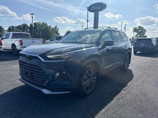 Heavy Metal 2026 Toyota Highlander Hybrid Base
