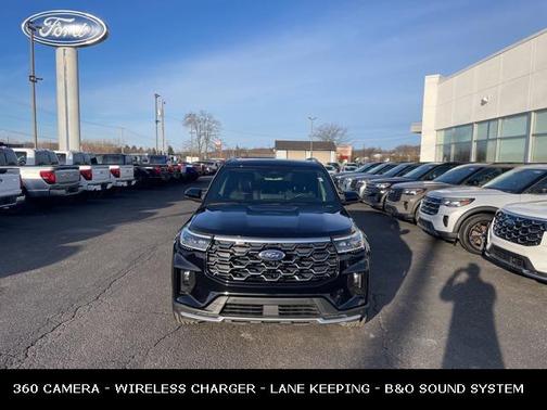 2025 Ford Explorer Platinum