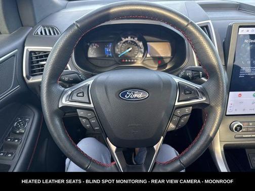 Rapid Red Metallic Tinted Clearcoat 2023 Ford Edge ST Line