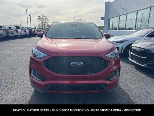 Rapid Red Metallic Tinted Clearcoat 2023 Ford Edge ST Line