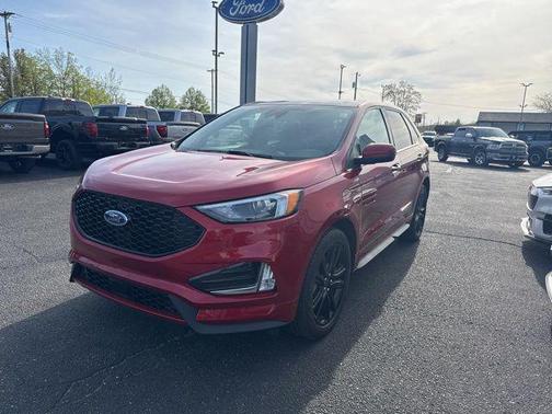 Rapid Red Metallic Tinted Clearcoat 2023 Ford Edge ST Line