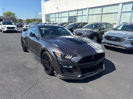 2022 Ford Shelby GT500 Base
