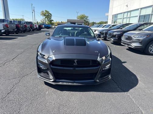 2022 Ford Shelby GT500 Base