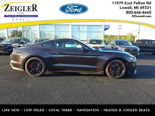2022 Ford Shelby GT500 Base