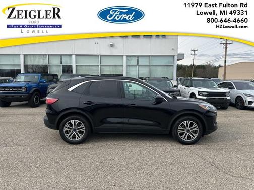 2022 Ford Escape SEL
