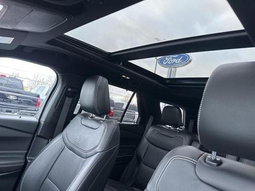 2024 Ford Explorer ST
