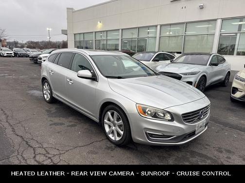 2016 Volvo V60 T5 Drive-E Premier