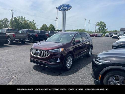 Burgundy Velvet Metallic Tinted Clearcoat 2023 Ford Edge SEL