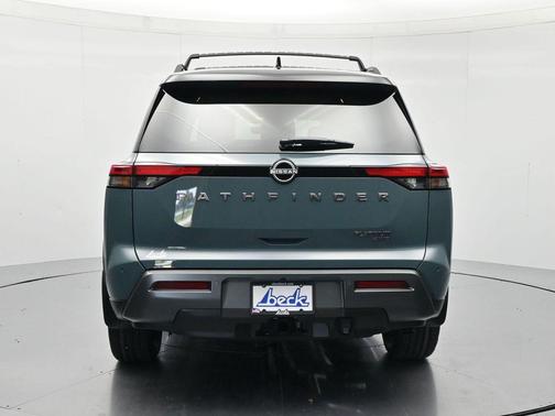 Baltic Teal/Super Black 2026 Nissan Pathfinder Platinum