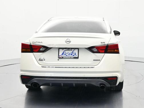 Pearl White 2021 Nissan Altima SR VC-Turbo FWD
