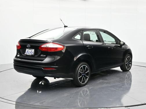 2016 Ford Fiesta SE