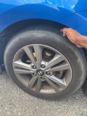 Electric Blue Metallic 2018 Hyundai ELANTRA SEL
