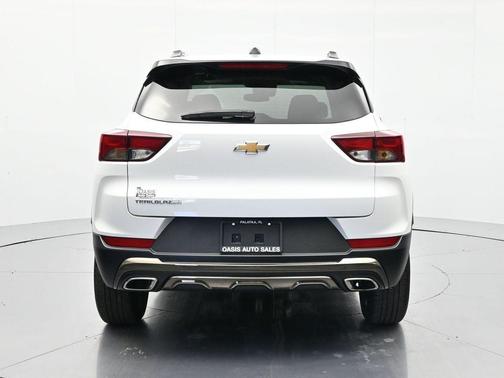 Summit White 2025 Chevrolet Trailblazer LT
